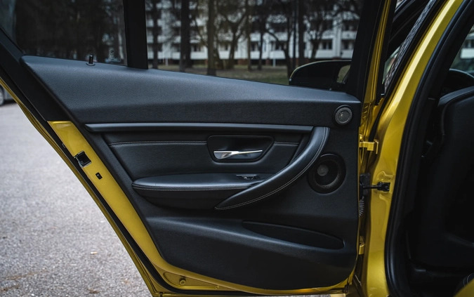 BMW M3 cena 189999 przebieg: 90000, rok produkcji 2015 z Warszawa małe 704